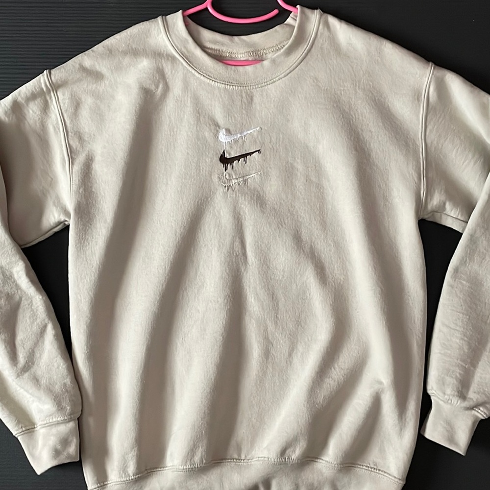 CUSTOM MADE TRENDY NEUTRAL TONES NIKE CREW NECK